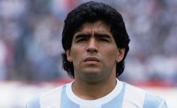 El llanto de Dalma y la camiseta del Nápoli en los mejores homenajes Imagen de la nota: El llanto de Dalma y la camiseta del Nápoli en los mejores homenajes