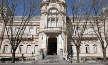 Fiesta clandestina en Bahía Blanca: había 400 personas Imagen de la nota: Fiesta clandestina en Bahía Blanca: había 400 personas