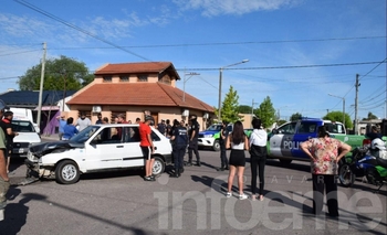 Imagen de la nota: Triple choque y vuelco en barrio La Loma