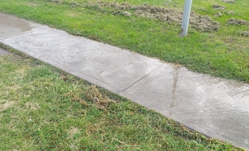 Imagen de la nota: Barrio CECO I: quejas por un caño de agua roto