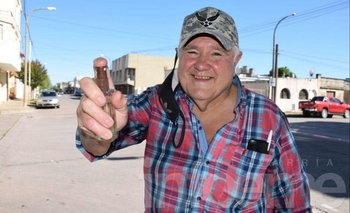 Votó “Pototo”: “Hay que manifestarla la bronca en el voto” Imagen de la nota: Votó “Pototo”: “Hay que manifestarla la bronca en el voto”