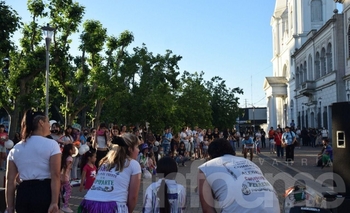 Imagen de la nota: Fotogalería: “Rompemos el silencio” en la plaza central