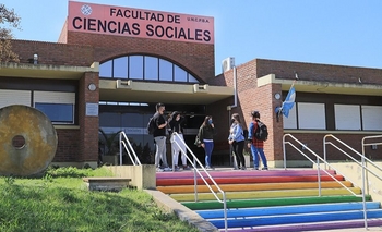 UNICEN insistió con que los universitarios se vacunen Imagen de la nota: UNICEN insistió con que los universitarios se vacunen