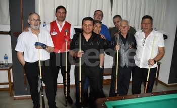 Billaristas del Club Español cerraron el año en varios torneos Imagen de la nota: Billaristas del Club Español cerraron el año en varios torneos