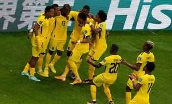 Imagen de la nota: Ecuador venció al local en el inicio del Mundial