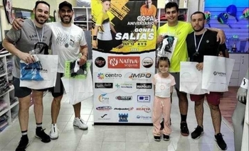 Pádel Local: se jugó una nueva edición de la “Copa Gonzalo Salías” Imagen de la nota: Pádel Local: se jugó una nueva edición de la “Copa Gonzalo Salías”