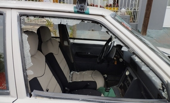 Imagen de la nota: Un joven destrozó una ventanilla de un auto estacionado