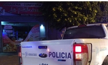 Un menor fue aprehendido tras entrar a una panadería e intentar robar embutidos Imagen de la nota: Un menor fue aprehendido tras entrar a una panadería e intentar robar embutidos