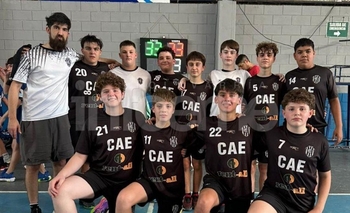 Handball: Estudiantes volvió a la acción en la As.Am.Bal. Imagen de la nota: Handball: Estudiantes volvió a la acción en la As.Am.Bal.