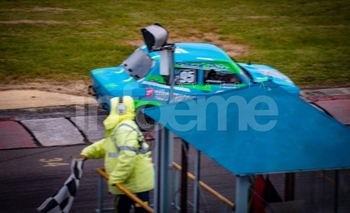 Imagen de la nota: El automovilismo zonal copó el autódromo del AMCO