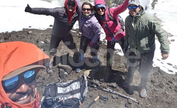 Imagen de la nota: El Club de Montaña Olavarría ascendió al Volcán Copahue