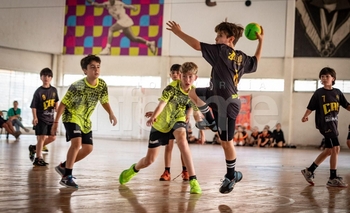Handball: Estudiantes participó del Nacional Infantil Imagen de la nota: Handball: Estudiantes participó del Nacional Infantil