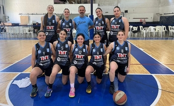 Imagen de la nota: Las Damas jugaron en Pringles y ganaron Ferro y Pueblo Nuevo