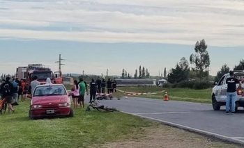 Imagen de la nota: Un adolescente de 16 años murió tras chocar en moto contra un camión en la Ruta 51