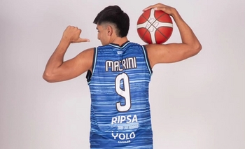 Imagen de la nota: Olavarrienses en Liga Argentina: Mateo Macrini estrenó camiseta