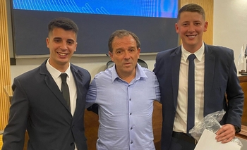 Imagen de la nota: Árbitros firmaron contrato profesional con la AFA