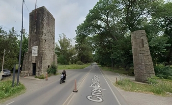 Imagen de la nota: Un delincuente raptó a una joven en City Bell, la violó en el Parque Pereyra y huyó con su auto