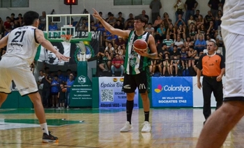 Imagen de la nota: Olavarrienses en Liga Argentina: pocos minutos y derrotas