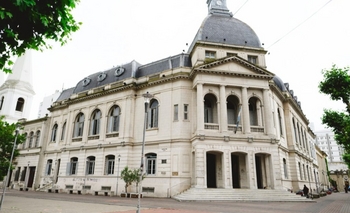 Imagen de la nota: El martes 25 los empleados municipales tendrán día no laborable