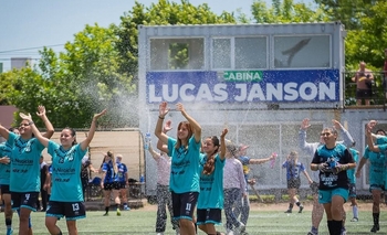 Imagen de la nota: Fútbol Femenino: Municipales, campeón del Play-Off