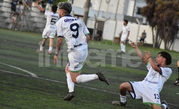 Imagen de la nota: Embajadores y Racing completaron el cuadro de 
