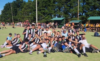 Imagen de la nota: “Finde” de títulos para el hockey “Bataraz”