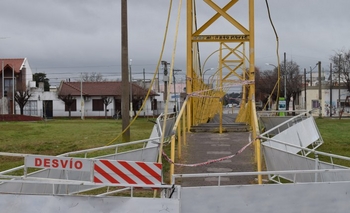 Imagen de la nota: Estiman que en dos meses repararán el puente de calle Merlo