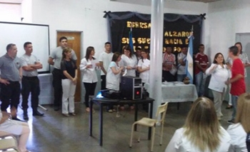 Imagen de la nota: Setenta alumnos de la Unidad N°38 finalizaron sus estudios primarios
