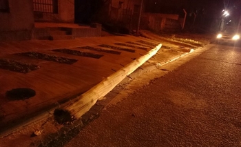 Imagen de la nota: Menor gravemente herido por la caída de un poste