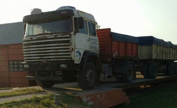 Imagen de la nota: Detectaron un camión con casi diez mil kilos de sobrecarga