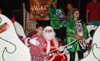 Imagen de la nota: Papá Noel llegó a Loma Negra