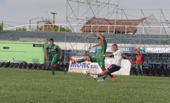 Imagen de la nota: Racing y Ferro no se sacaron ventaja en la ida