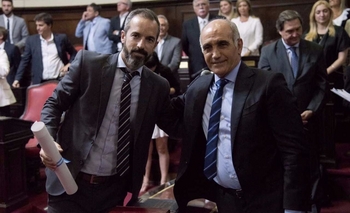 Dalton Jáuregui juró como Senador Provincial Imagen de la nota: Dalton Jáuregui juró como Senador Provincial