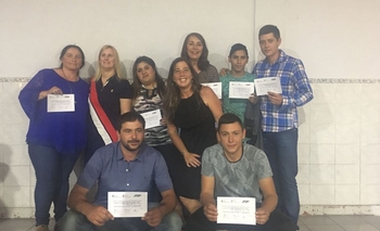 Imagen de la nota: Más de cien personas tienen su título secundario