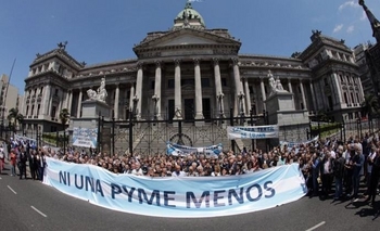 Imagen de la nota: Pymes: hay 20 mil emprendimientos menos que en 2015