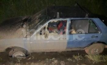 Imagen de la nota: Hallan abandonado y con daños un auto robado en Azul 