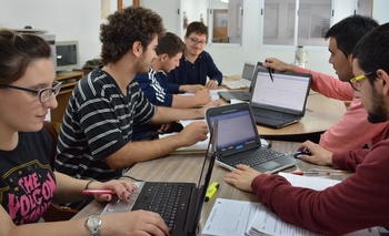 Casi 400 jóvenes se inscribieron en la Facultad de Ingeniería Imagen de la nota: Casi 400 jóvenes se inscribieron en la Facultad de Ingeniería