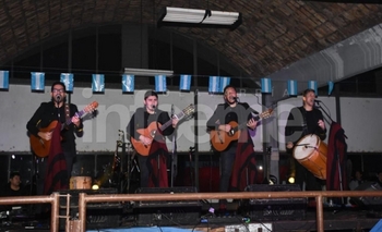 Imagen de la nota: El mal tiempo no impidió otra noche a puro Folclore 