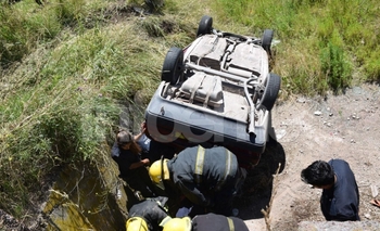 Imagen de la nota: Cayó a un zanjón y quedó atrapado por horas