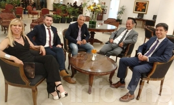 Imagen de la nota:  Eseverri y Aramburu se mostraron juntos en una cena 