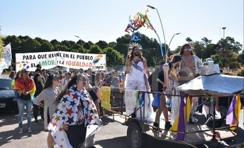 Imagen de la nota: Las calles de Olavarría teñidas de orgullo 