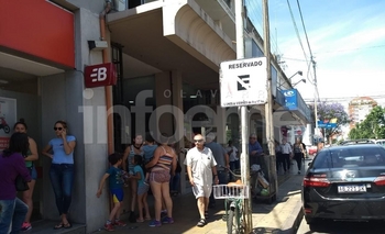 Actos públicos para auxiliares de educación    Imagen de la nota: Actos públicos para auxiliares de educación