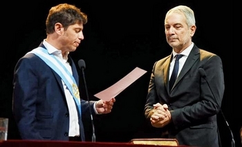 SPB: Kicillof firmó decreto para las mesas de diálogo Imagen de la nota: SPB: Kicillof firmó decreto para las mesas de diálogo
