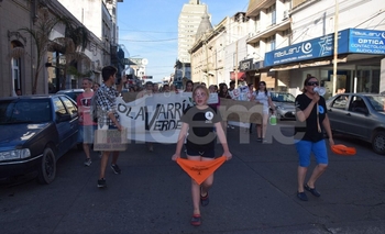 Imagen de la nota: En Olavarría marcharon y pidieron 