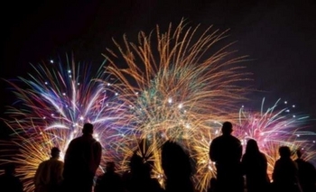 Imagen de la nota: Pirotecnia cero: habrá multas, decomiso y clausuras a quienes vendan o usen fuegos artificiales