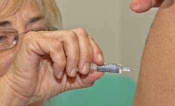 Imagen de la nota: Rusia comenzará a vacunar la semana próxima