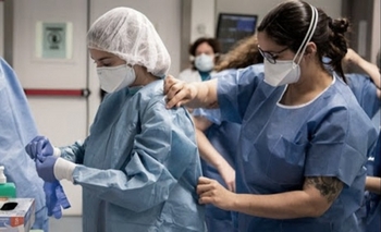 Imagen de la nota: Otras 62 personas murieron por coronavirus en el país