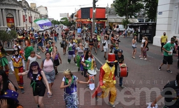 Imagen de la nota: Fotogalería: así se vivió el encuentro murguero 
