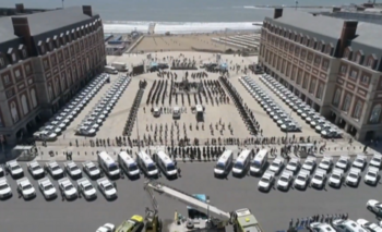 Imagen de la nota: Kicillof presentó de Sol a Sol, el nuevo operativo de verano 