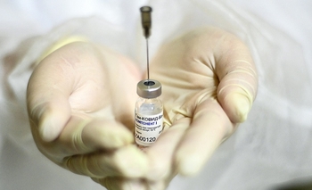 Imagen de la nota: La Sputnik V no produce reacciones adversas en mayores de 60